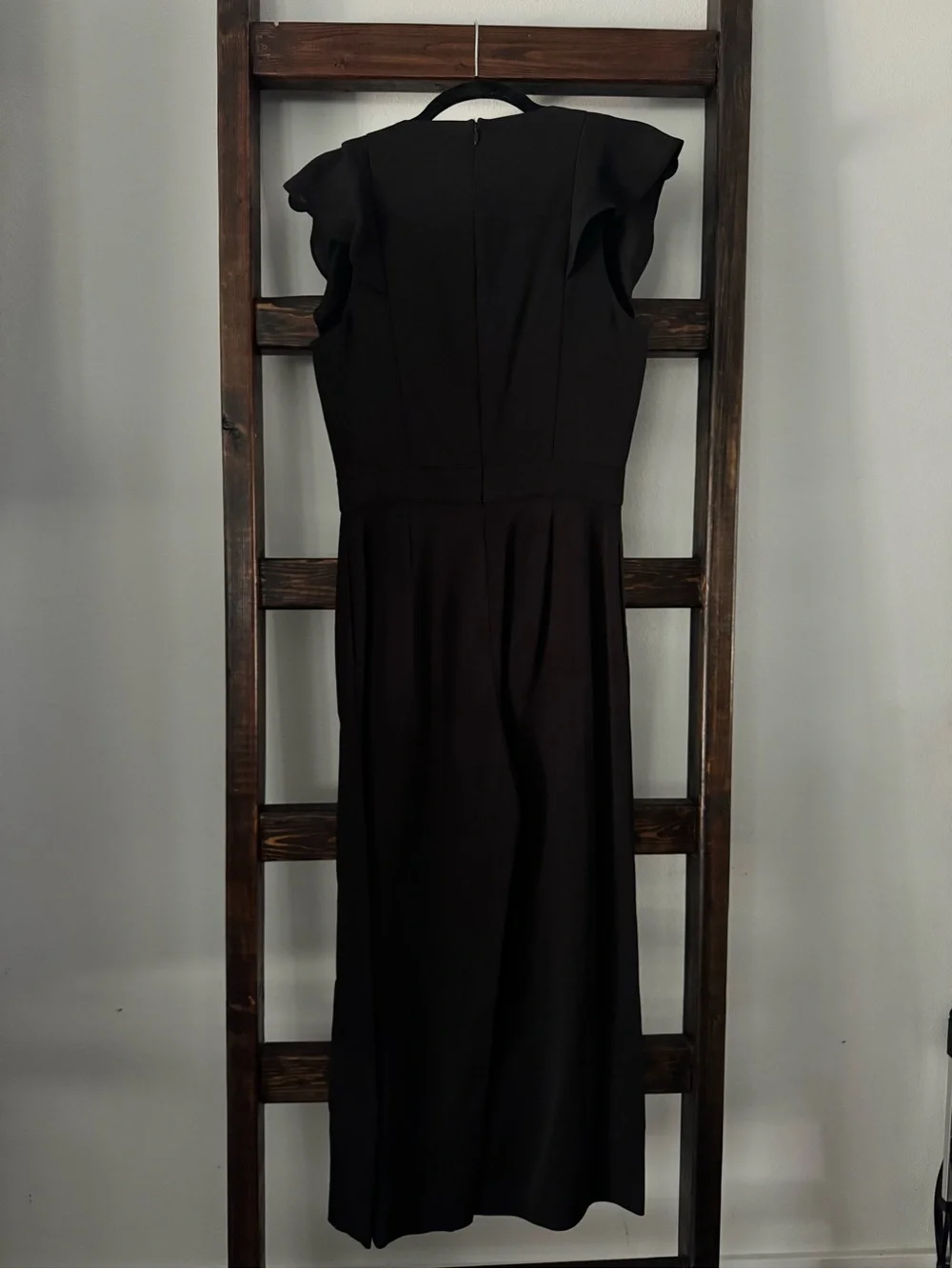 $339 Parker Tommi Jumpsuit Black Ruffle Sleeve Wide Leg Cropped V Neck Size 2
